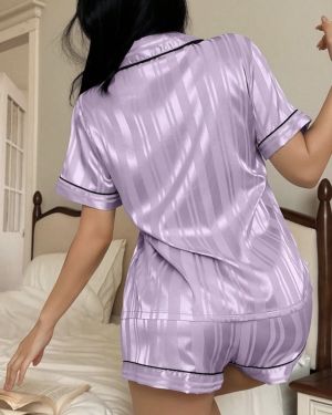 Conjunto de pijama de mujer con pantalón corto y manga corta, con estampado de rayas en tejido