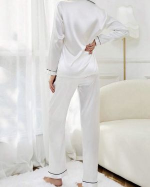 Conjunto de pijama de satén con ribete de contraste blanco